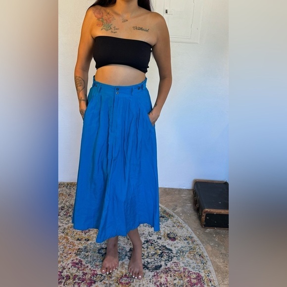 Leslie Fay Dresses & Skirts - Vintage blue skirt size 8
